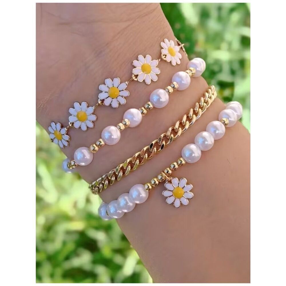 NWT Boho Daisy Pearl Bracelet Set Gold Curb Chain Stackable Layered 4pc